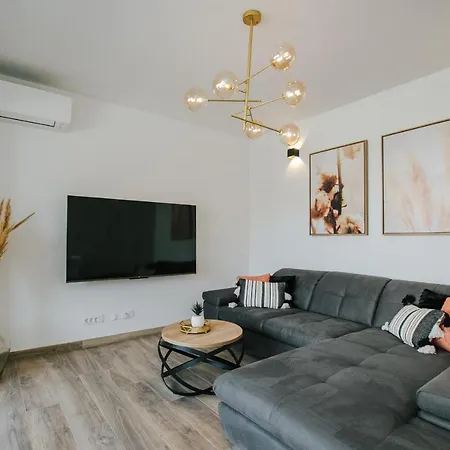 Apartment Luxury Marija *