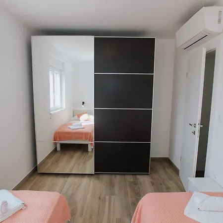 Luxury Marija