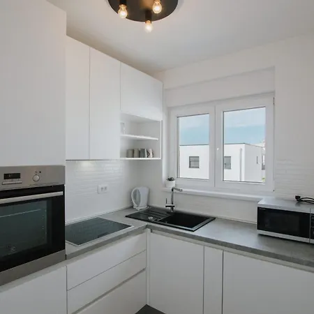 Luxury Marija Daire *