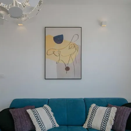 Luxury Marija